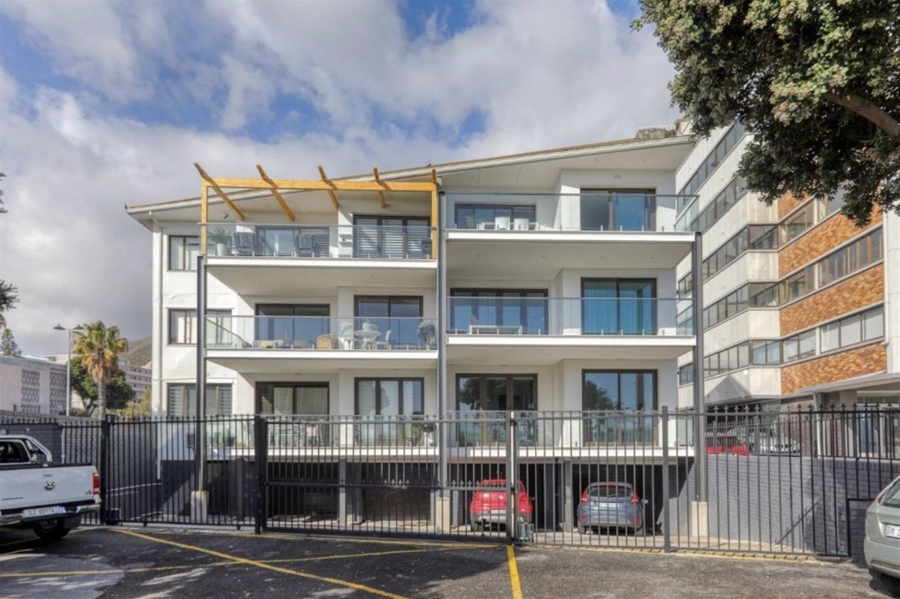 2 Bedroom Property for Sale in Sea Point Western Cape
